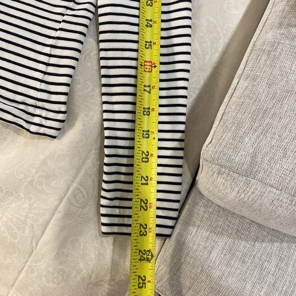 Women’s top - Picture 3 of 9